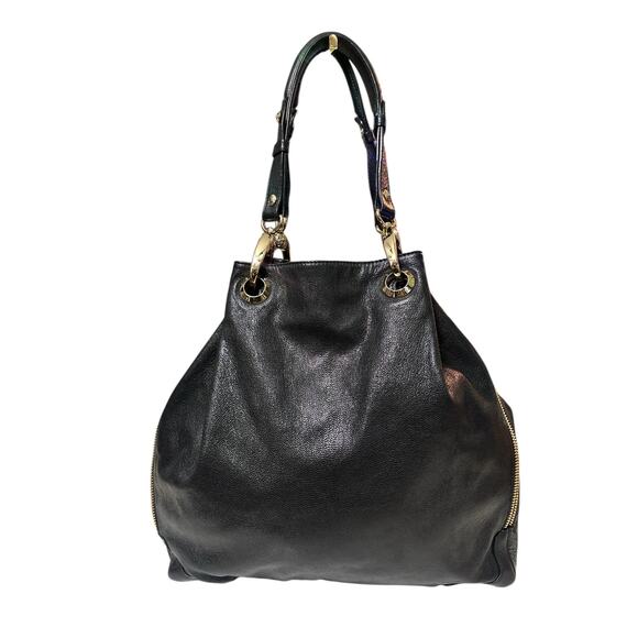 Henri Bendel Shoulder Bag with gold zipper hardware detailingRARE